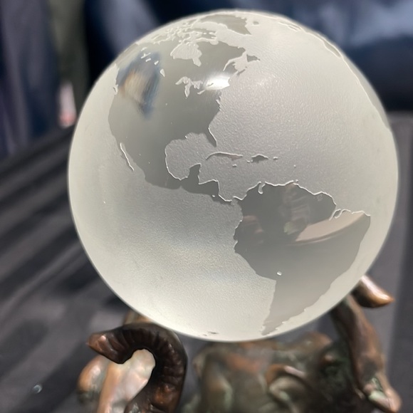 Crystal World Spere abd Brass Elephant Stand - Picture 8 of 14